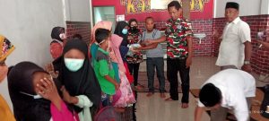 Gabungan 23 Lintas LSM di Pamekasan Santuni Puluhan Anak Yatim