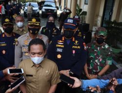 Tim DVI Polda Jatim, Kapolres Berikut Dandim 0821 Terima Penghargaan Dari Bupati Lumajang