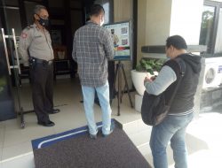 Pelayanan Publik SPKT Polsek Denpasar Barat Terapkan Prokes Secara Ketat