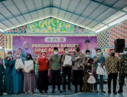 Bupati Pamekasan Tinjau Langsung Vaksinasi Covid 19 Hasil Kerja Sama Dengan DPAC Perempuan Bangsa