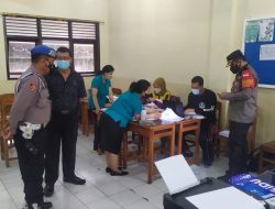 Dukung Percepatan Program Vaksinasi, Polsek Densel Laksanakan Gebyar Vaksin