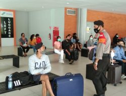 Polsek Udara Pantau Penerapan Prokes di Terminal Domestik Bandara Ngurah Rai