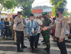 Sekda Lepas Keberangkatan 173 Jemaah Calon Haji Kabupaten Sampang