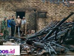 Diduga Tidak Diawasi Saat Bakar Sampah, Kandang Sapi Milik Warga Pamekasan Ini Hangus Terbakar