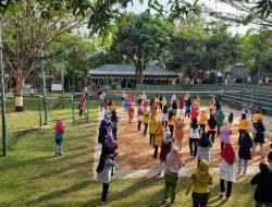 Jaga Kebugaran Tubuh Persit Kodim Pamekasan Gelar Olahraga Bersama