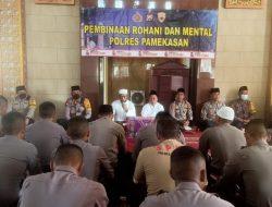 Tingkat Karakter Anggota Lebih Humanis, Polres Pamekasan Gelar Binrohtal