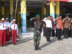 Babinsa Koramil 0826-06 Pademawu Jadi Danup HUT RI Ke-77 Di Desa Tambung