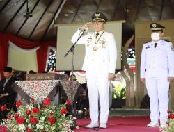 Bupati Pamekasan Pimpin Langsung Upacara Pengibaran Bendera Merah Putih, HUT Ke-77 RI