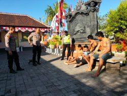 Rawat Kesehatan Tahanan Rutan Polsek Benoa Dengan Memberikan Berjemur dan Olah raga.