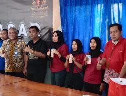 Ratusan Buruh CV. Ayunda Permata Sejahtera Pamekasan Terima BLT DBHCHT Tahun 2022