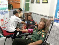 Prajurit Kodim 0826/Pamekasan Ikut Donor Darah Dalam Rangka Hari Kesehatan Nasional Ke-59