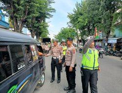 Kamtimbmas Lakukan Himbauan dan Pengaturan Cegah Kemacetan Lalu Lintas