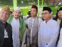 KH. Abdus Somad Dapat Sambutan Hangat Achmad Baidowi