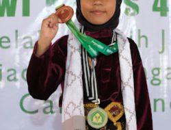 Siswi SDI Al-Mujtamak Juara 3 Nasional Olimpiade Olahraga Siswa Nasional Jurus Tunggal Putri Cabor Pencak Silat