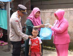 Polres Malang Distribusikan Ratusan Paket Sembako untuk Keluarga Kurang Mampu dan Pencegahan Stunting
