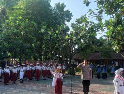 Panit Binmas Polsek Pakisaji Jadi Pembina Upacara Bendera Di SDN 5 Kebon Agung  Sampaikan Pentingnya Sikap Disiplin