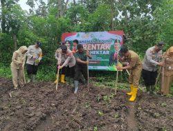 Muspika Singosari Mengikuti Live Streaming Penanaman Jagung Serentak 1 Juta Hektar Dalam Rangka Mendukung Program Asta Cita