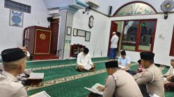 Polres Pamekasan Gelar Tarawih Keliling Dan Tadarus Di Masjid