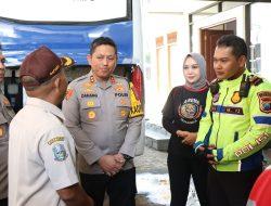 Polres Malang Gelar Jumat Curhat, Warga Senggreng Serbu Layanan SIM hingga SKCK