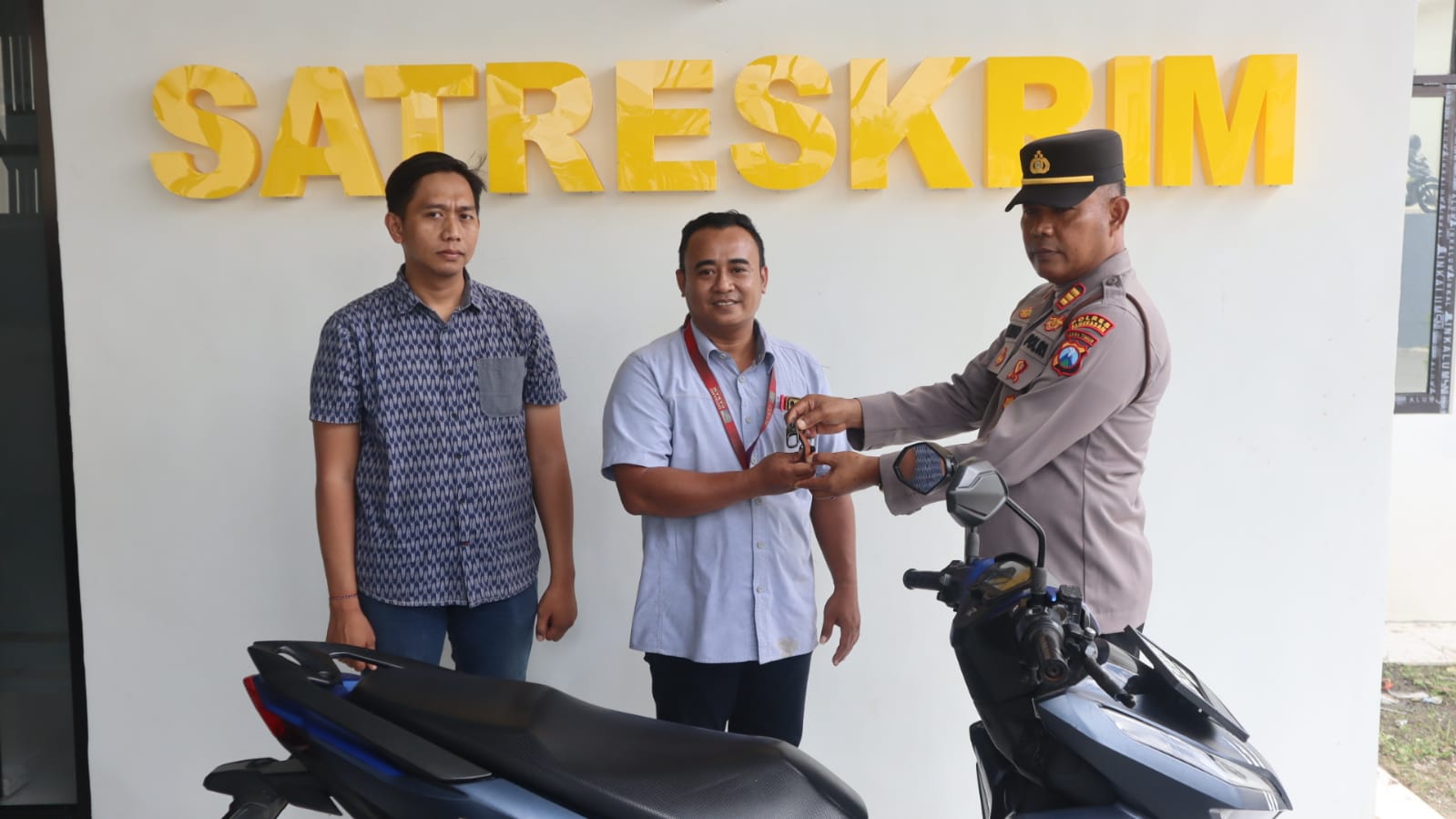 Hasil Ungkap Curanmor, Polsek Pamekasan Kembalikan Motor kepada Pemiliknya