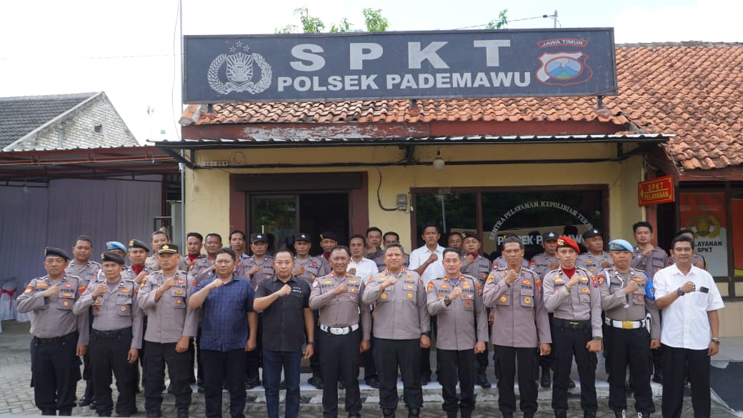 Kapolres Pamekasan Perkuat Soliditas dan Pelayanan Publik Lewat Kunjungan Kerja ke Polsek Jajaran