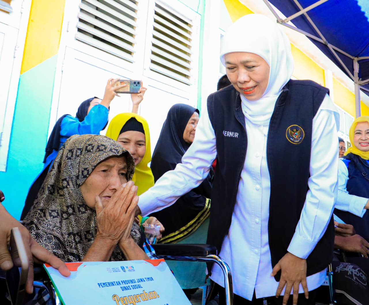 Gubernur Khofifah Ajak Masyarakat Bahagiakan dan Jaga Lansia Bermartabat