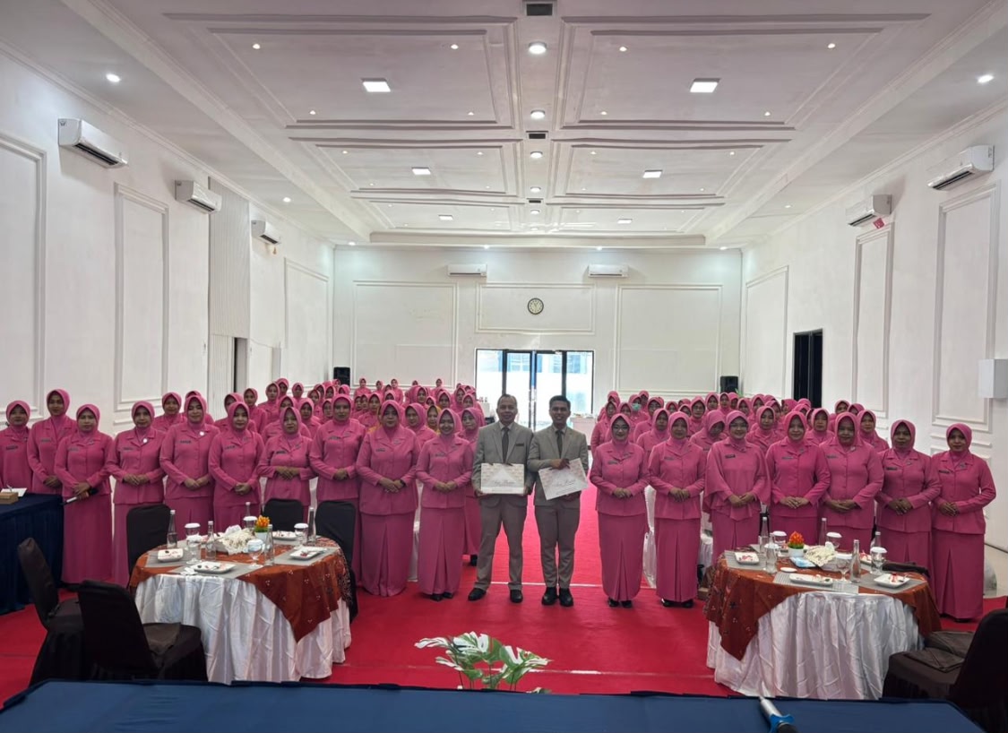 Bhayangkari Polres Pamekasan Ikuti Pelatihan Table Manner Tingkatkan Kapasitas Anggota