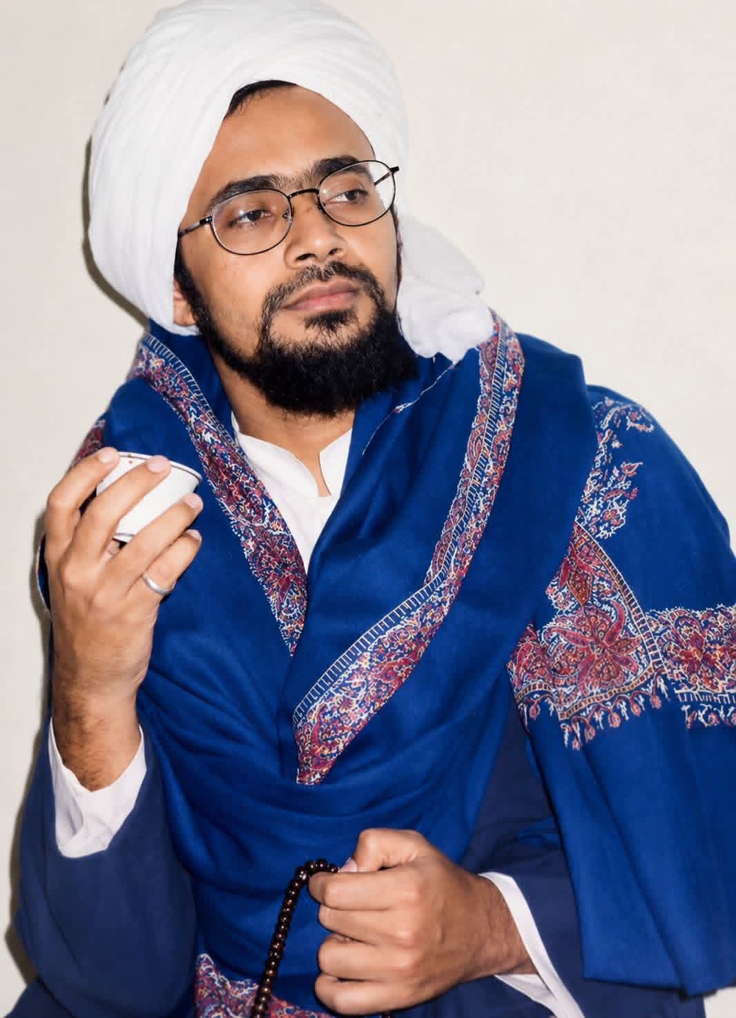 Jika Kamu Tidak Memiliki Guru Spiritual, Perbanyaklah Shalawat