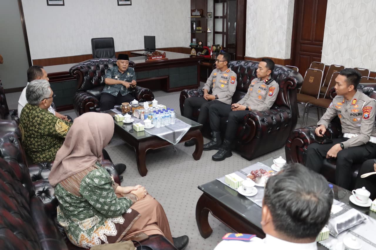 Silaturahmi ke Pendopo, Kapolres Malang Bahas Kamtibmas Bareng Bupati