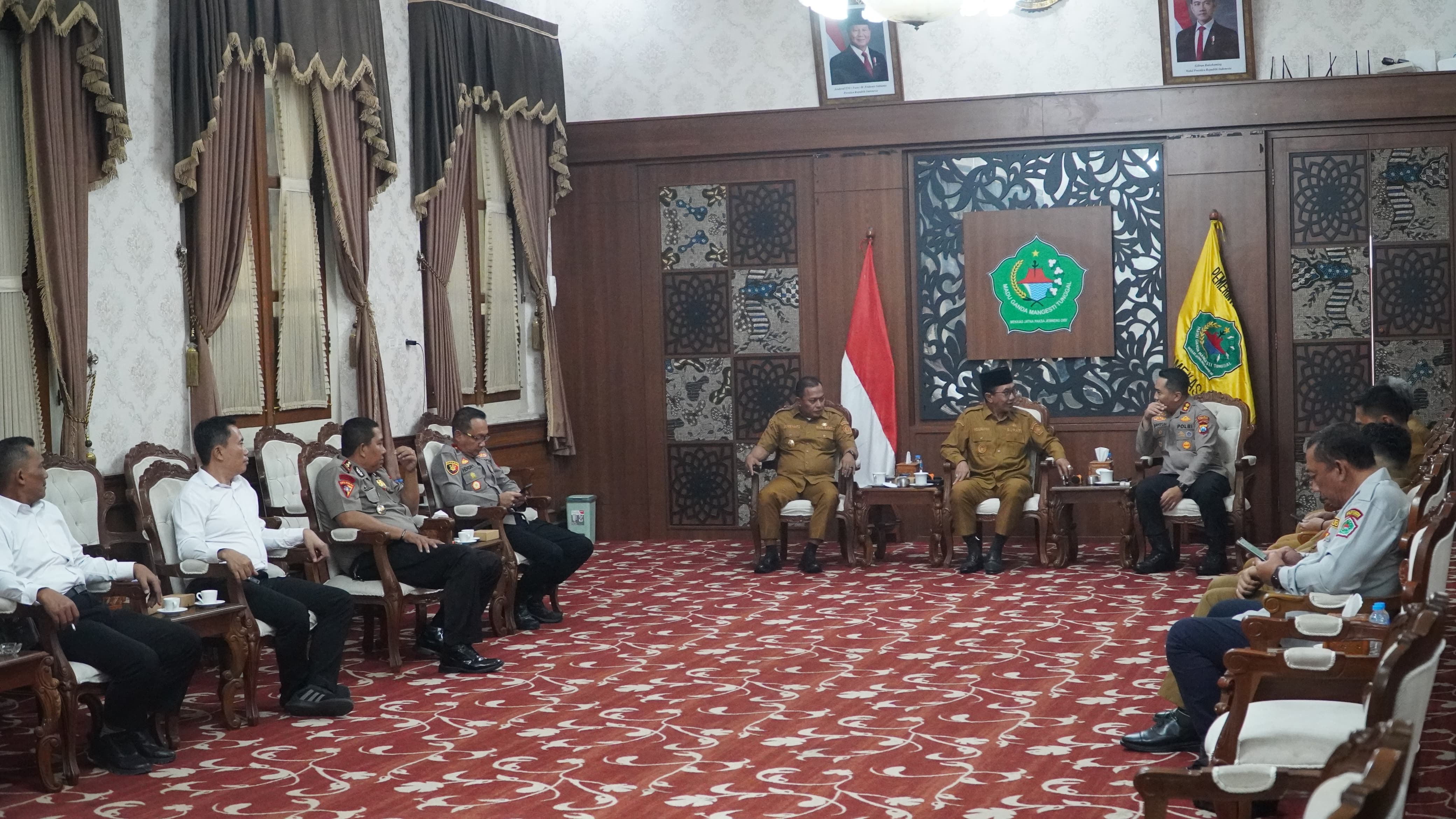 Perkuat Sinergitas, Kapolres Pamekasan Pererat Silaturahmi dengan Bupati Pamekasan
