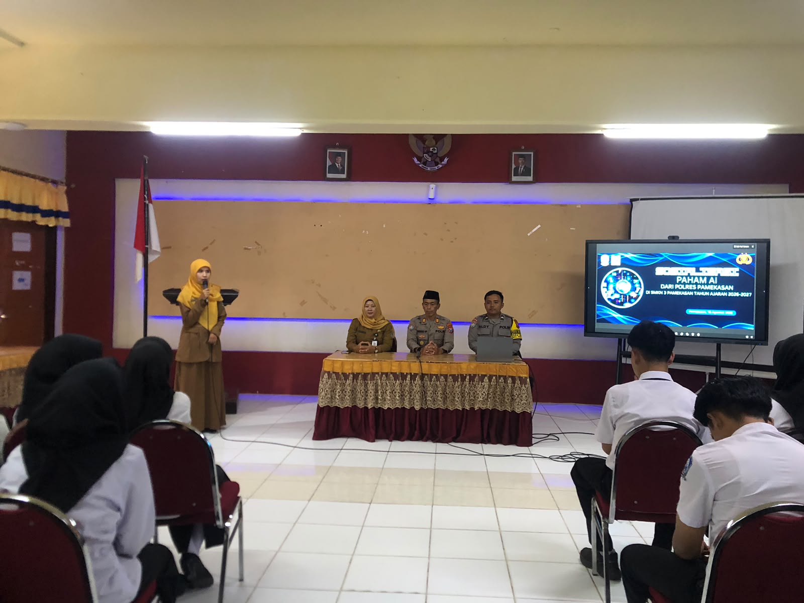 Tingkatkan Literasi Digital Pelajar, Polres Pamekasan Gelar Sosialisasi Paham AI di SMKN 3
