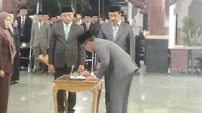 Bupati Pamekasan Lantik dan Ambil Sumpah Jabatan Pejabat di Lingkungan Pemkab
