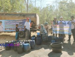 Aliansi Wartawan Sampang Salurkan Air Bersik ke Desa Pajerruan